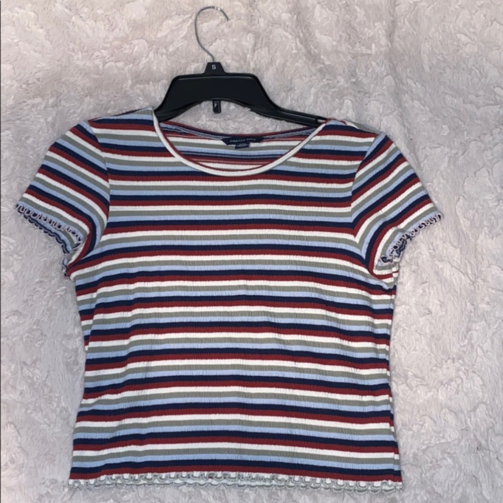 American Eagle Lettuce edge top